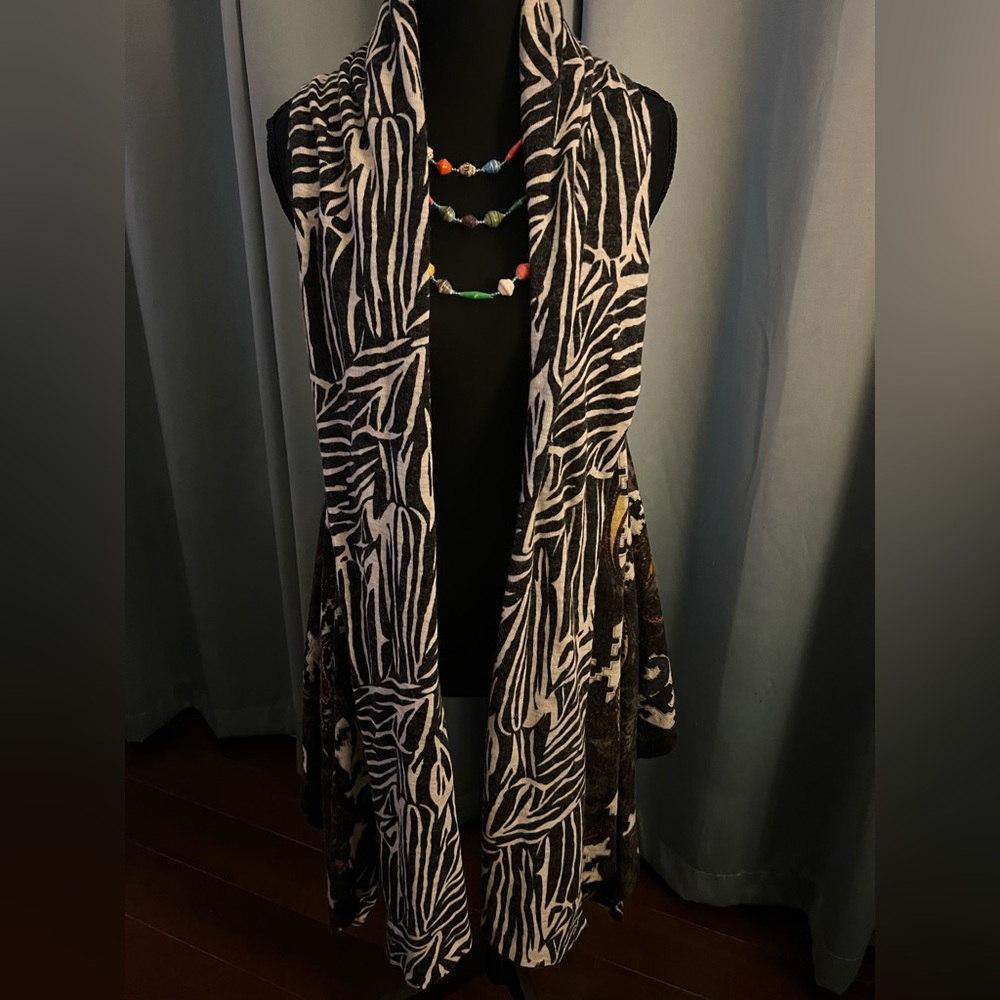 Atmosphere Reversible Patterned Zebra Print Sweater Knit Vest M